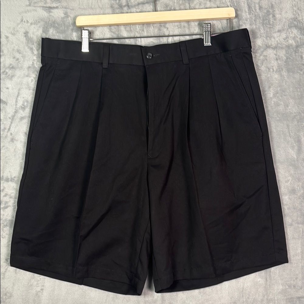 NWT New Perry Ellis Portfolio Soft Black Pleated Shorts w/Pockets Size 38